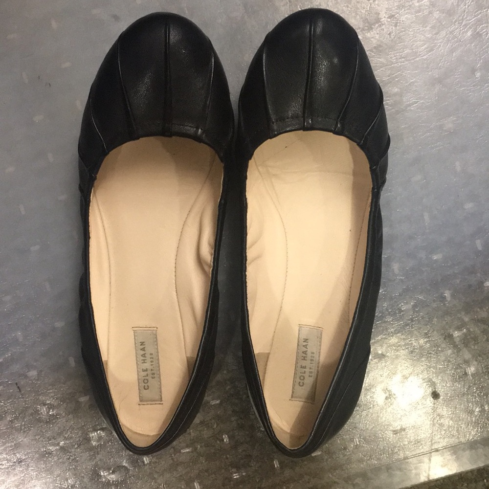 Black Cole haan flats